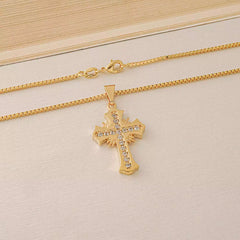 D Cruz Sagrada Circonias Cristal